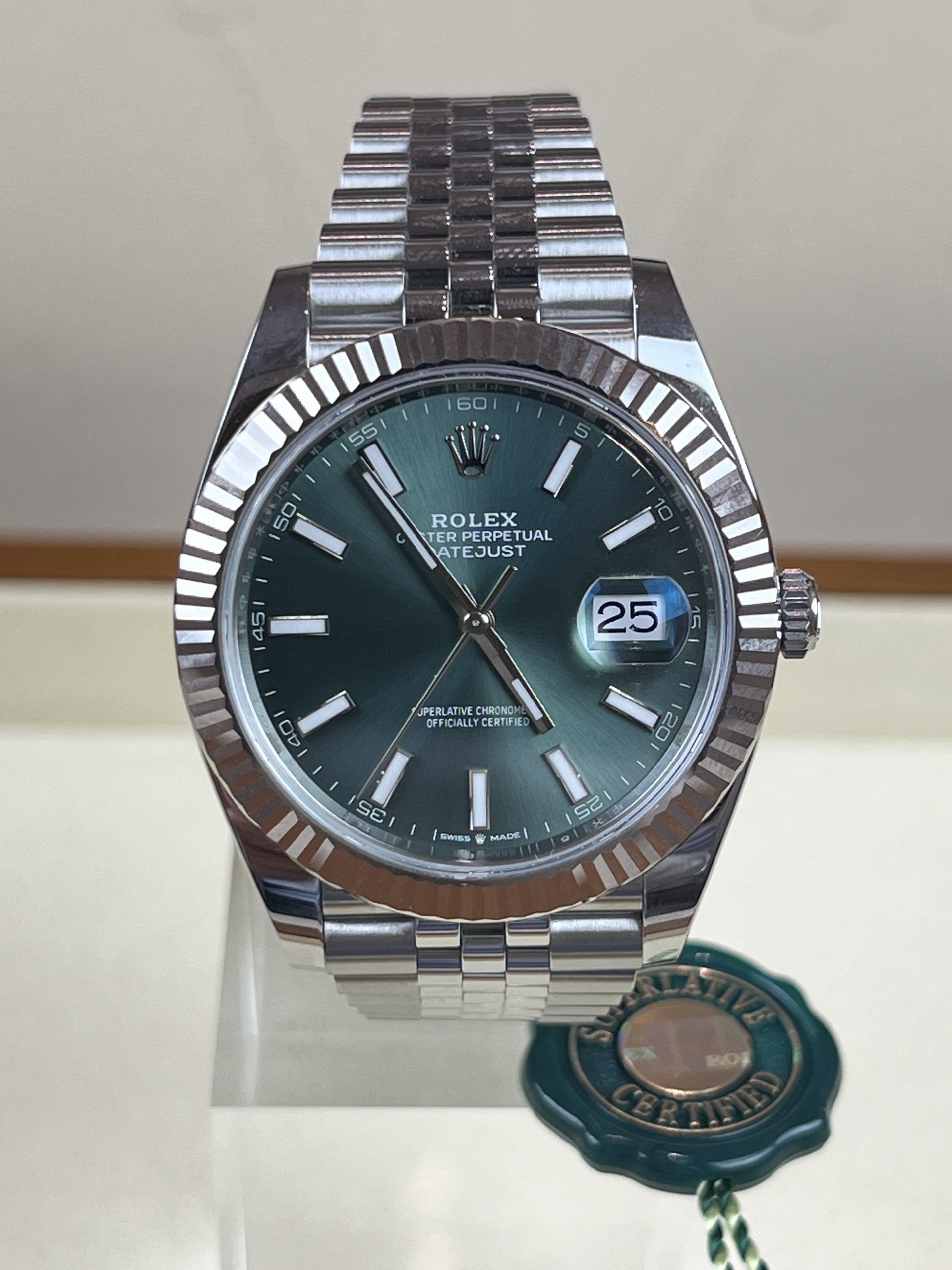 Rolex Datejust 126334 41 mm Jubilee 2024